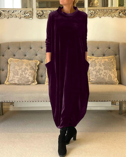 Sylis | Comfortable velvet dress with pockets