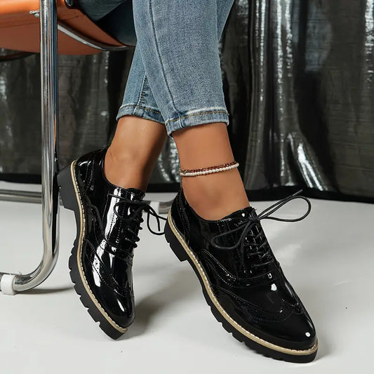 Sylis-Mode | Patent leather Oxford style shoes with heavy sole for women