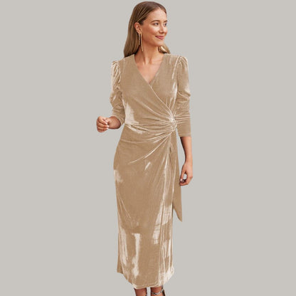 Sylis | Midi wrap dress in velvet with puff sleeves