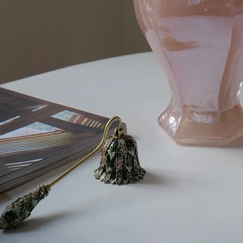 Velisse Candle Snuffer
