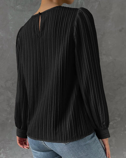 Sylis | Elegant shirt with round collar