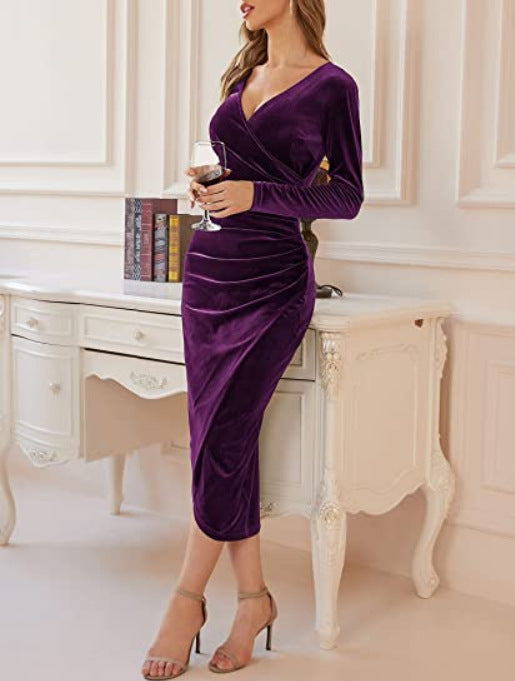 Sylis | Long sleeve velvet bodycon midi dress