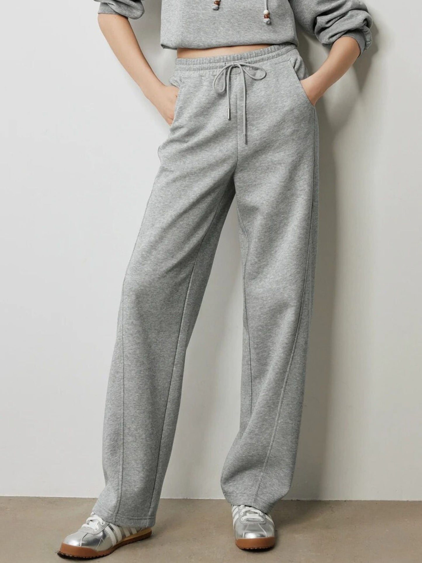 Relaxed Wide Joggers with Elastic Waist