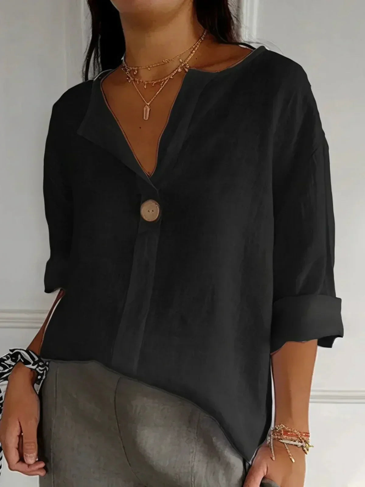 Sylis | Casual Effortless V-Neck Blouse