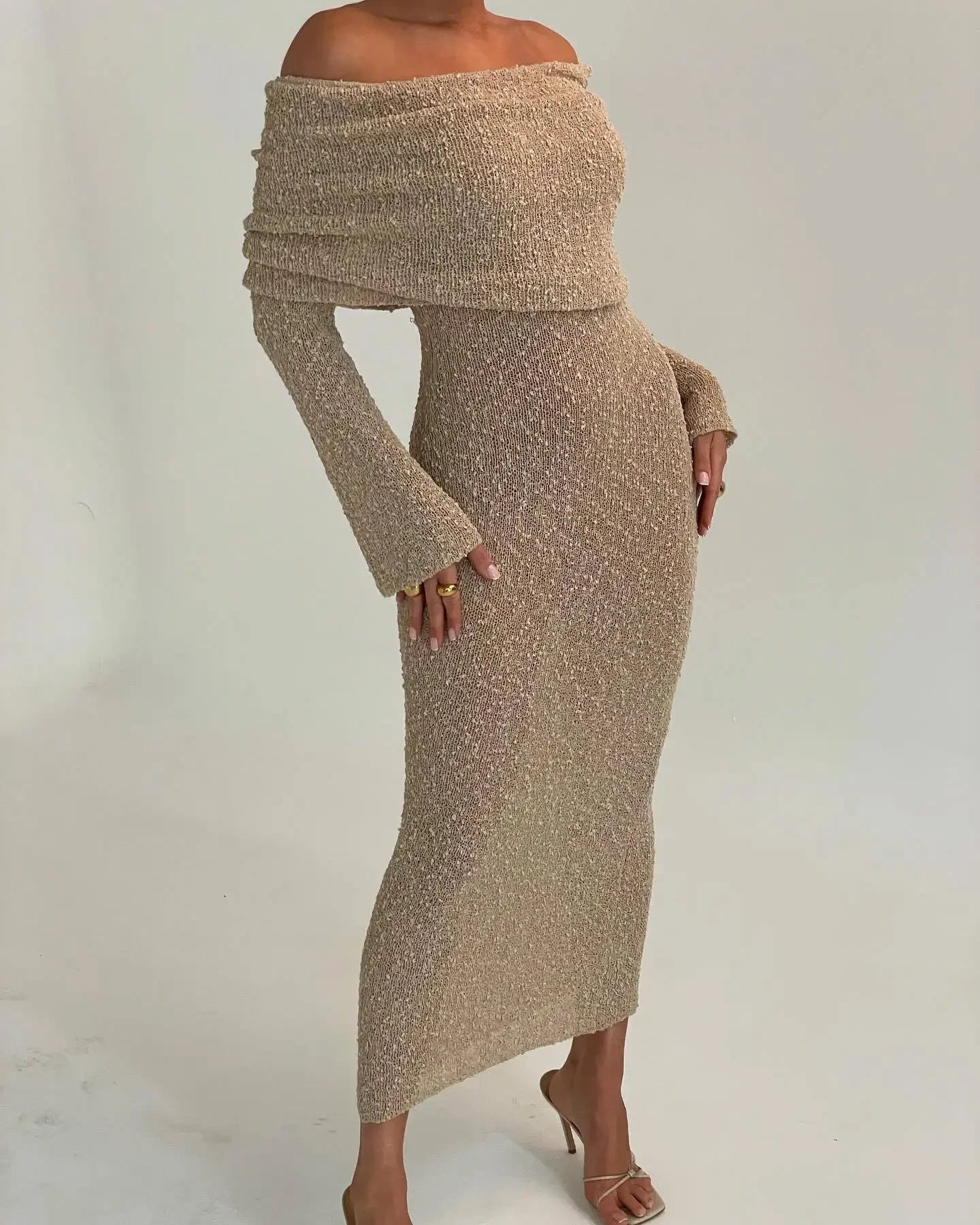 Sylis | Off Shoulder Knit Maxi Dress