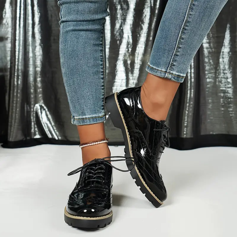 Sylis-Mode | Patent leather Oxford style shoes with heavy sole for women