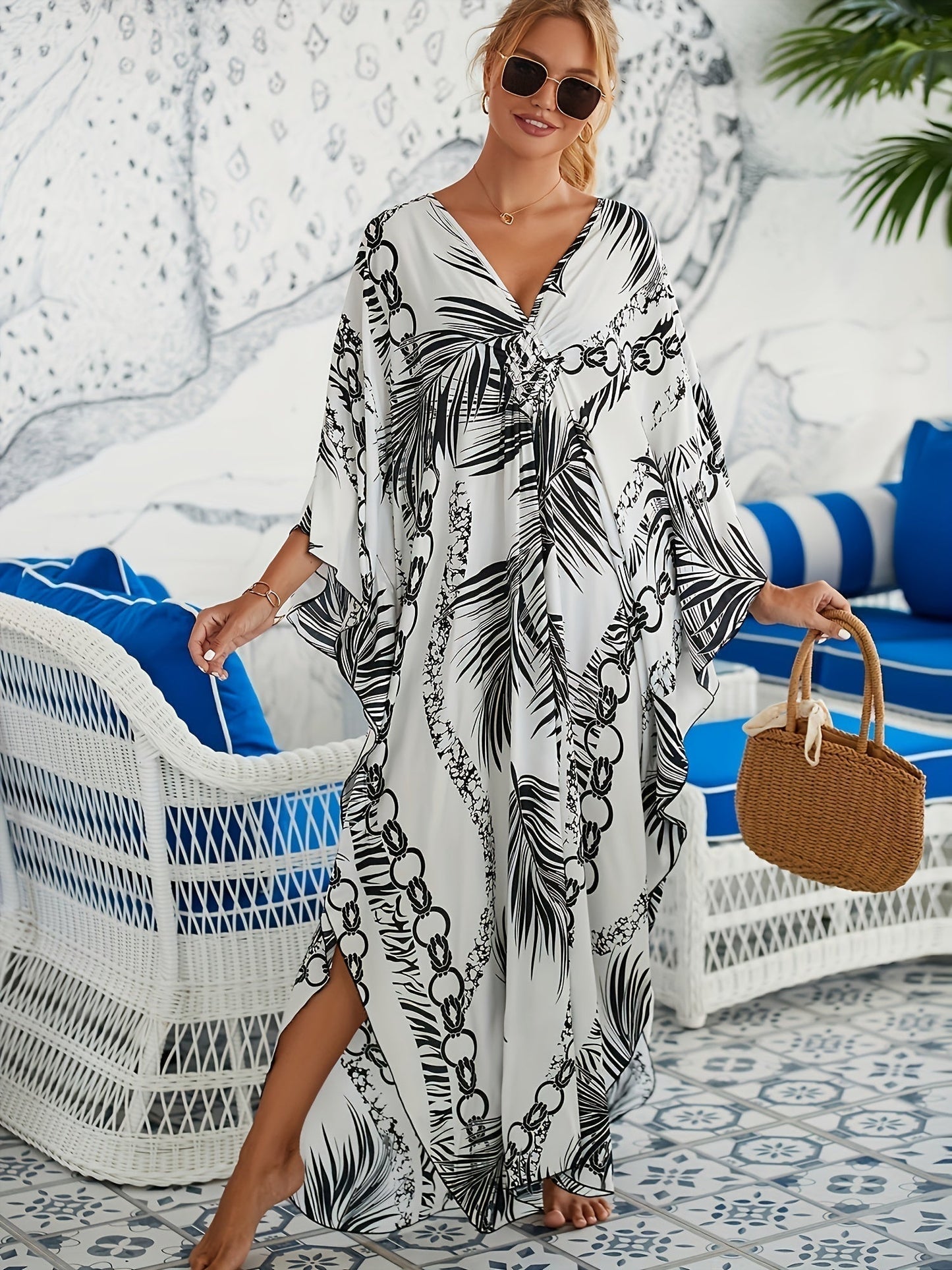 Sylis | Monochrome Palm Print Dress