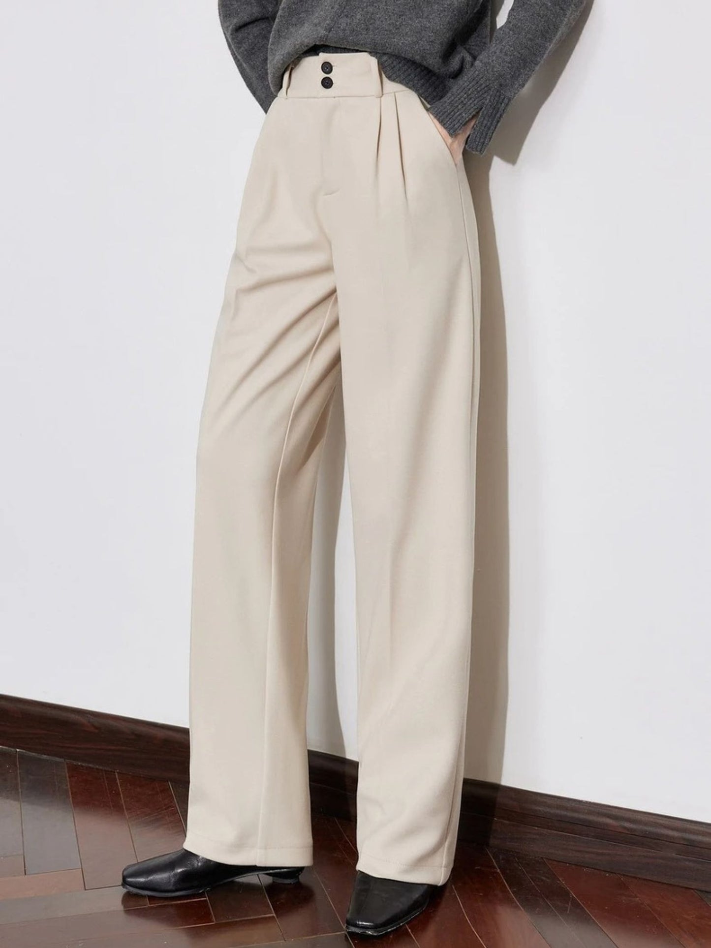 Mid-Rise Wool Pants