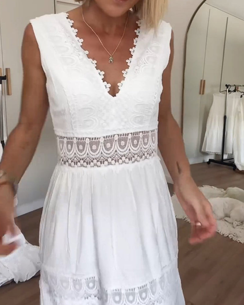 Sylis | White Lace Dress