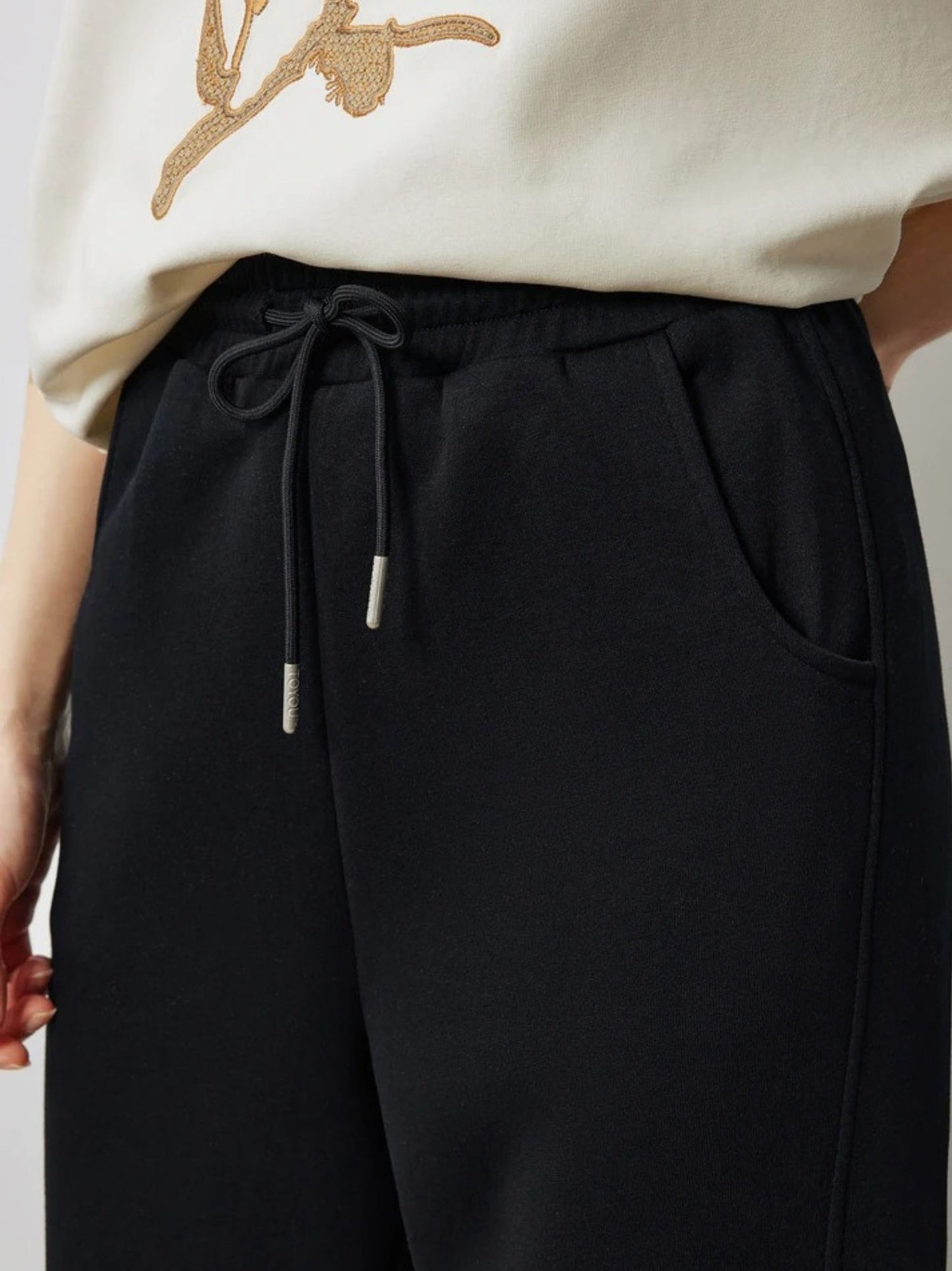 Relaxed Wide Joggers with Elastic Waist