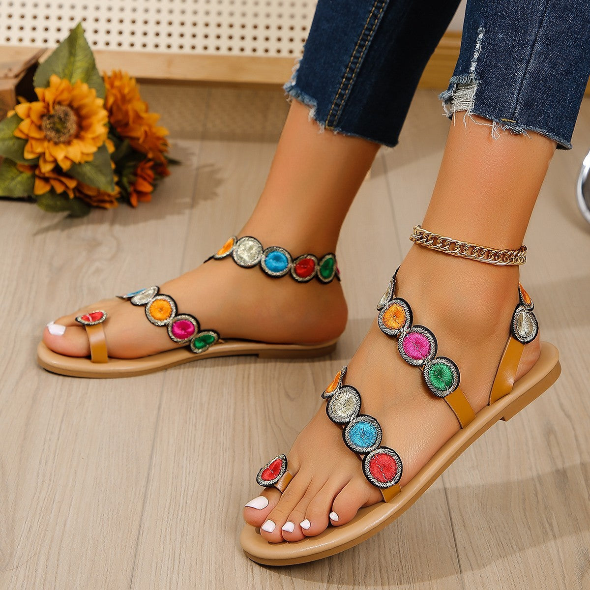 Sylis | Stylish and Comfortable Flat Sandals for Women