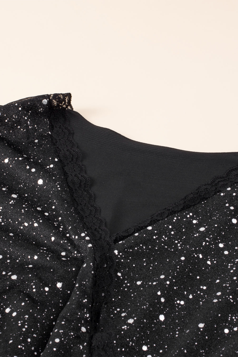 Sylis shiny black dress with mesh