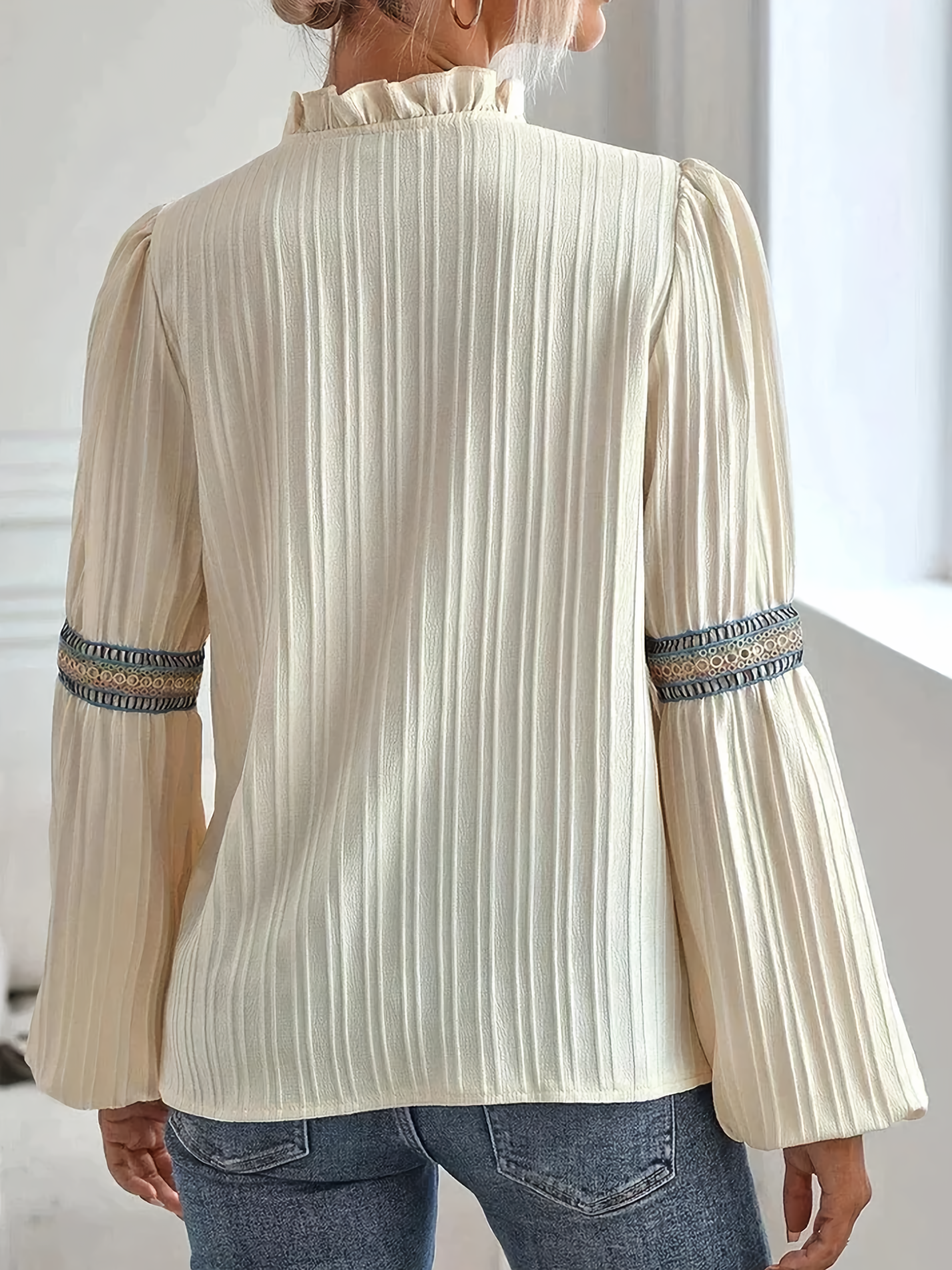 Sylis | Stylish V-neck Blouse