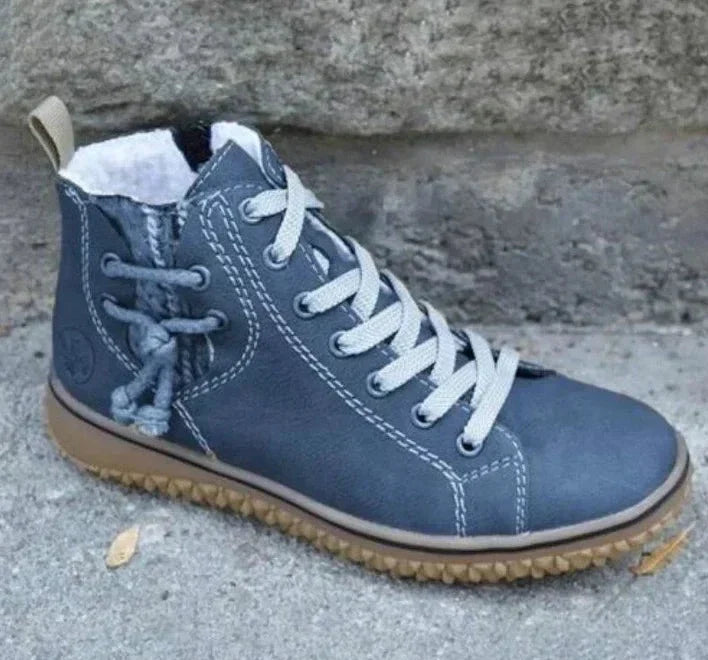 Elegant and timeless silhouettes with a vintage look