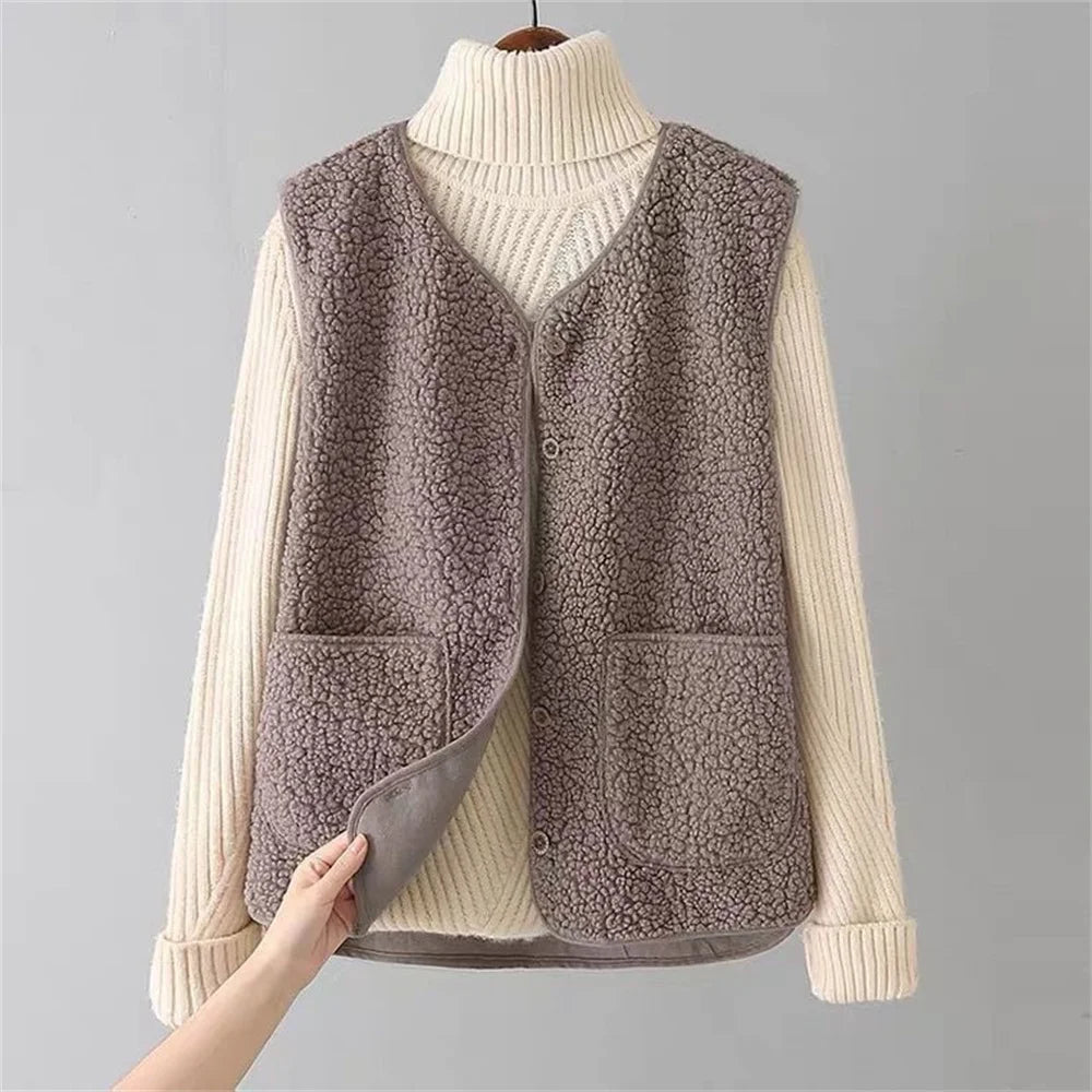 Sylis - Versatile Chic Wool Vest