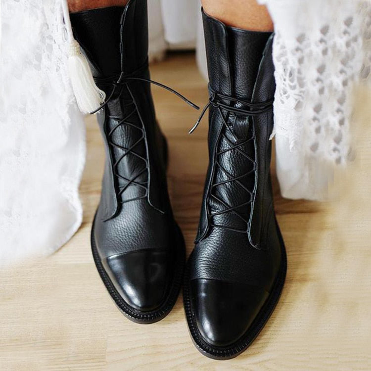 Sylis | Timeless Lace-Up Ankle Boots