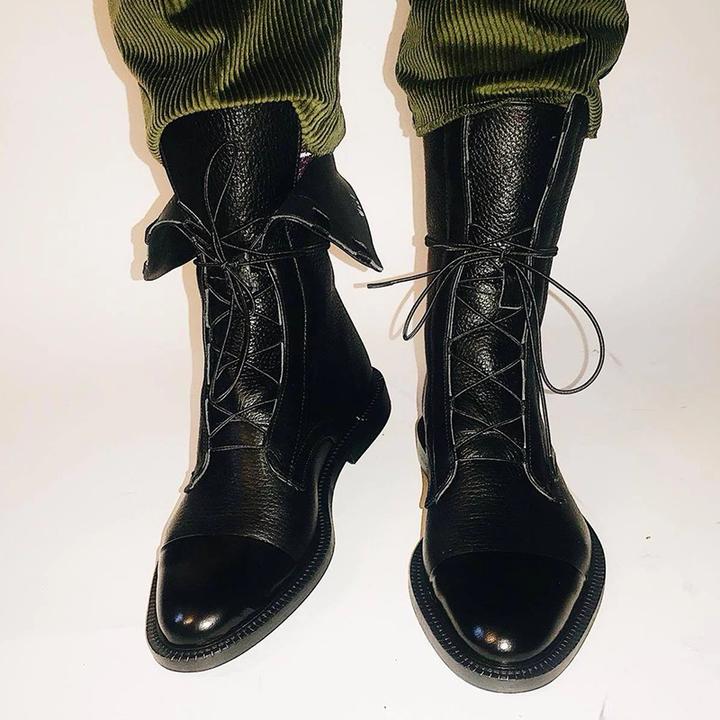 Sylis | Timeless Lace-Up Ankle Boots