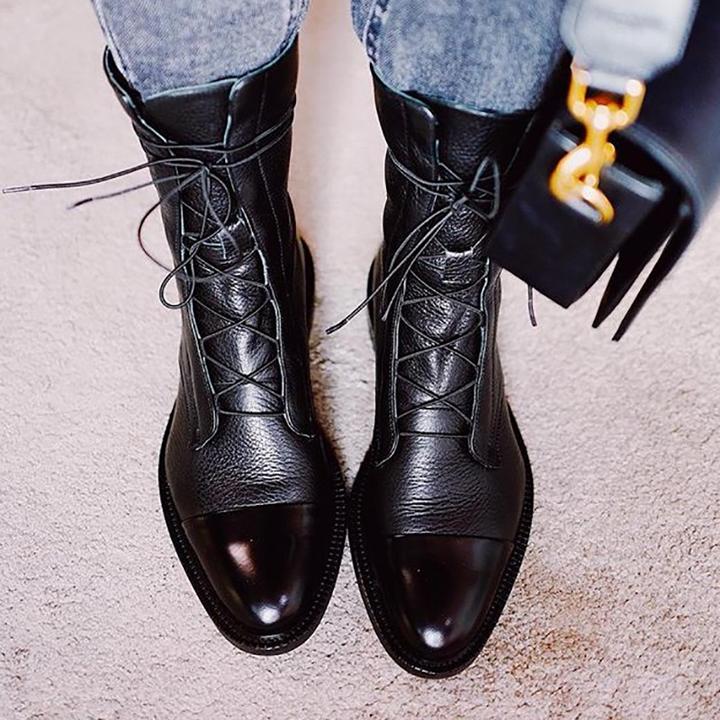 Sylis | Timeless Lace-Up Ankle Boots