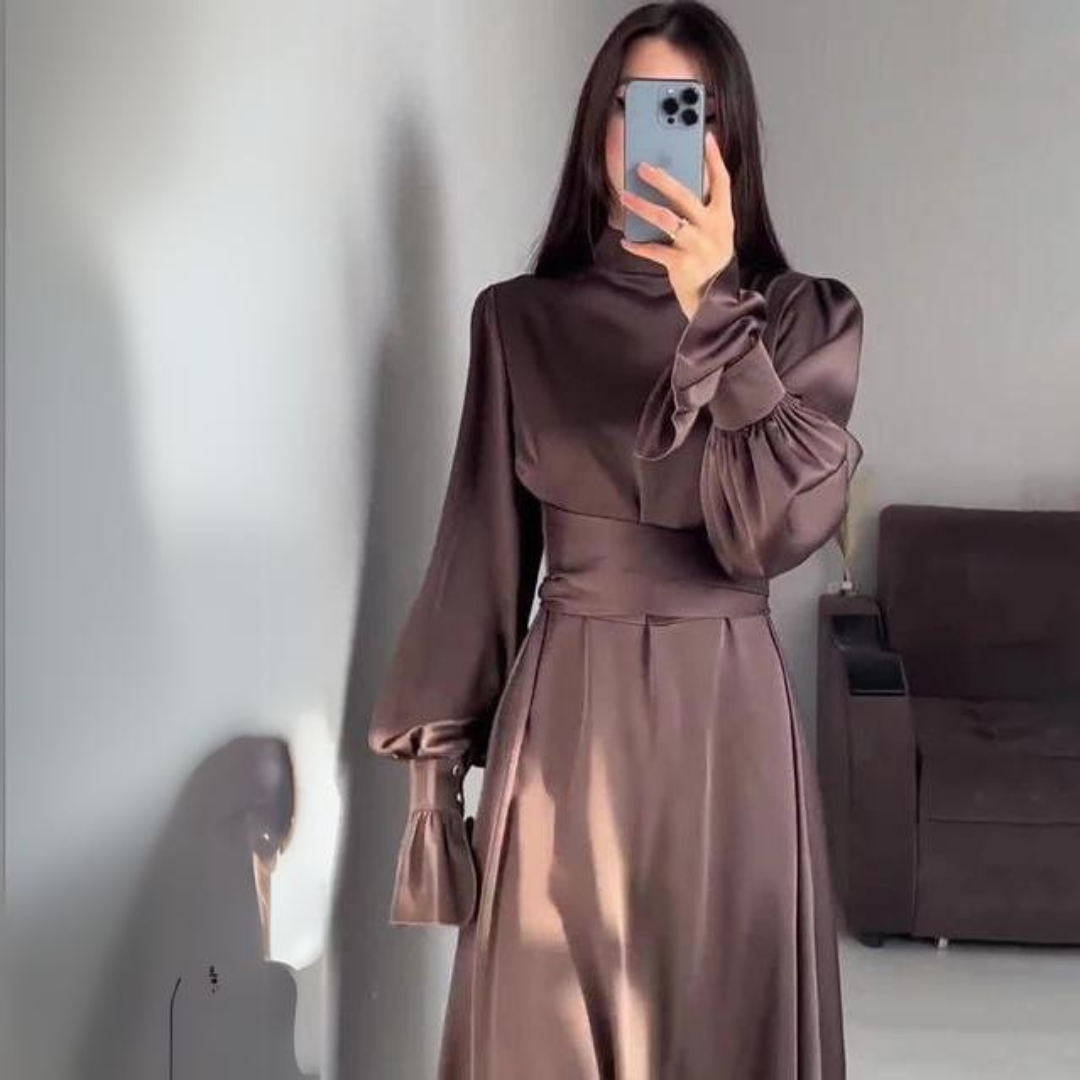 Sylis soft silk dress with long sleeves