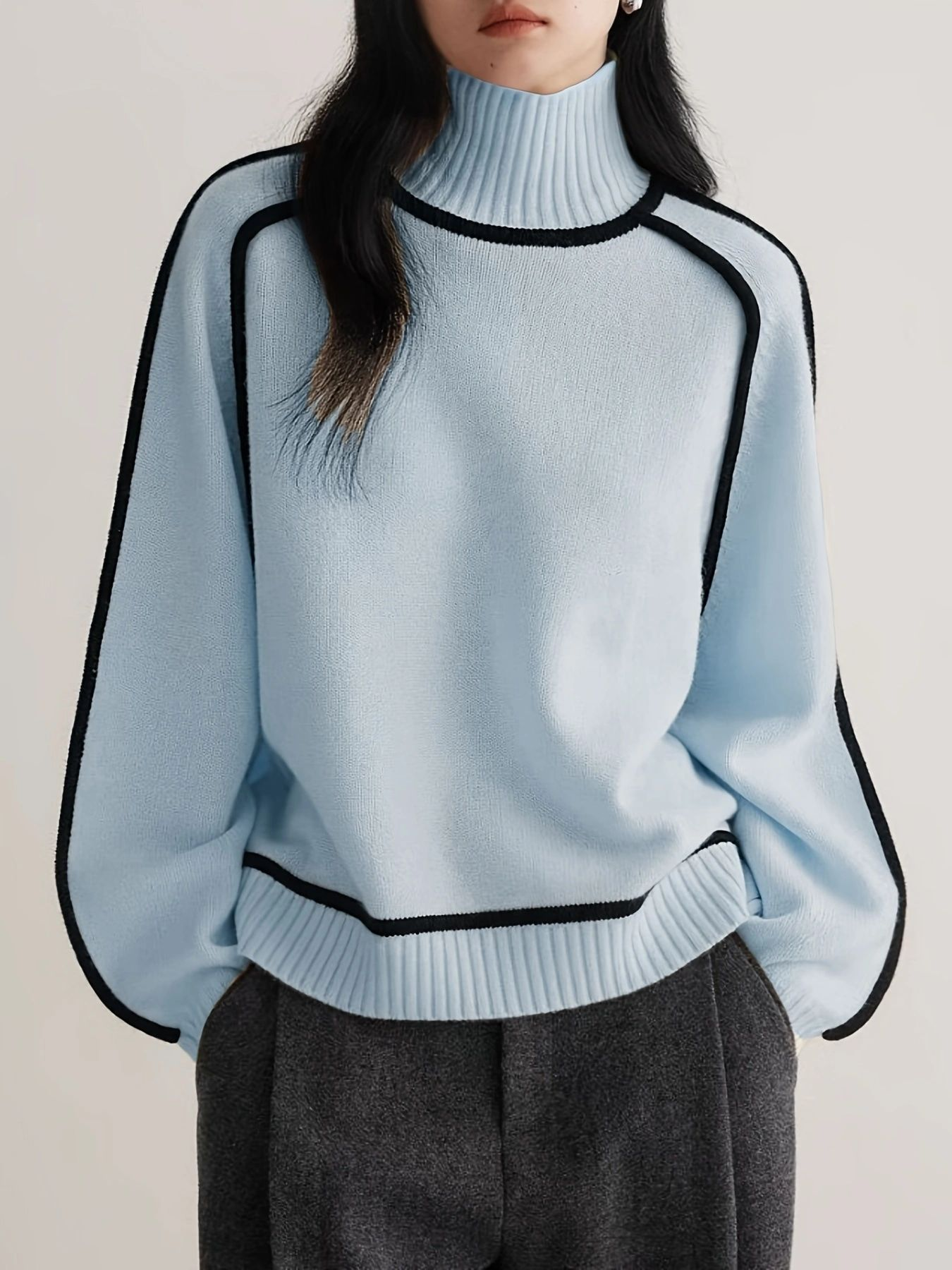 Sylis | Stylish Turtleneck Sweater