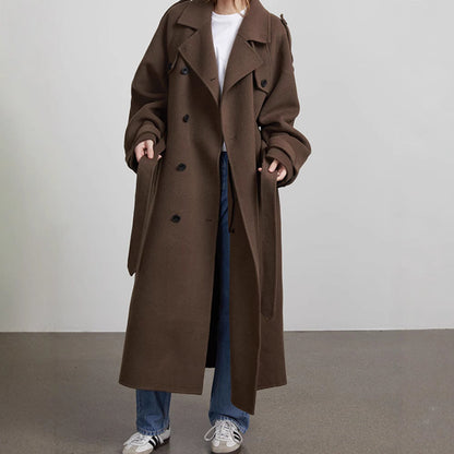 Sylis elegant Bouclé coat with practical button details Heidi fashion