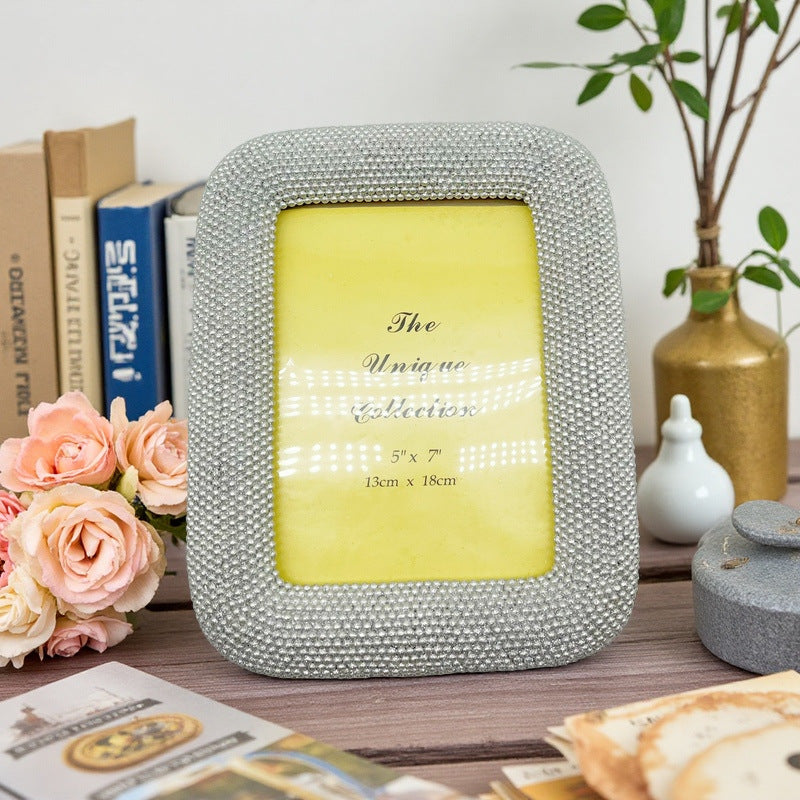 Elegant decorative picture frame with artistic design Meroci