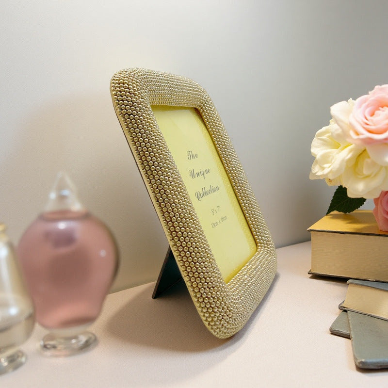 Elegant decorative picture frame with artistic design Meroci