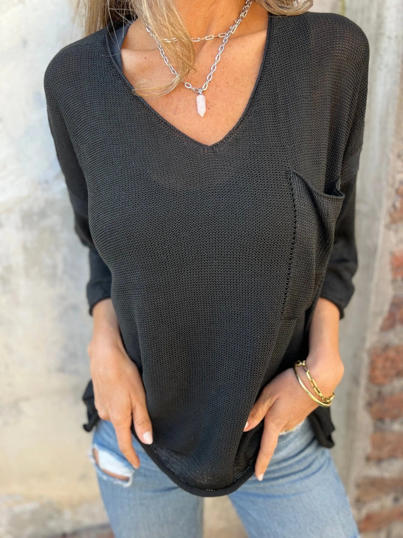 Sylis | Cozy Knit V-Neck Pocket Top