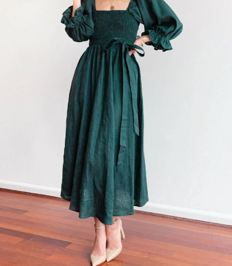 Sylis | French Dress with Flare Sleeves