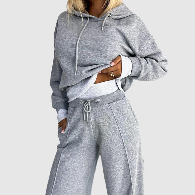 Sylis - Soft Comfortable Warm Monochrome Set