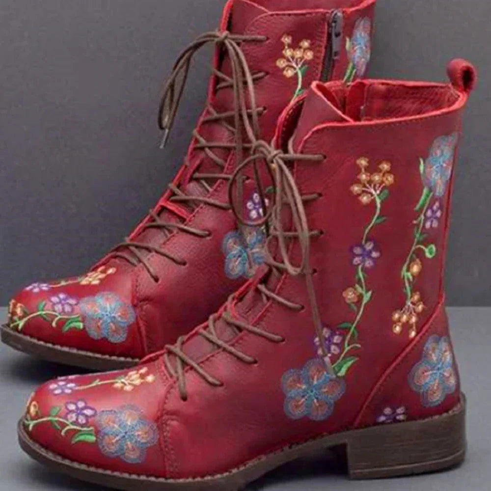 Sylis retro with ethnic embroidery