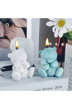 Bear-shaped candle mold