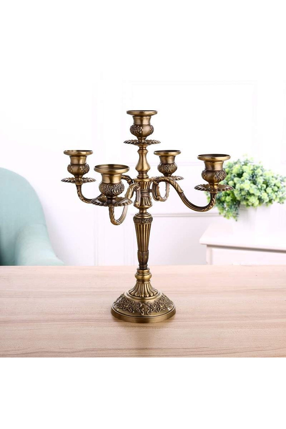 Candle Holder Dark Academy
