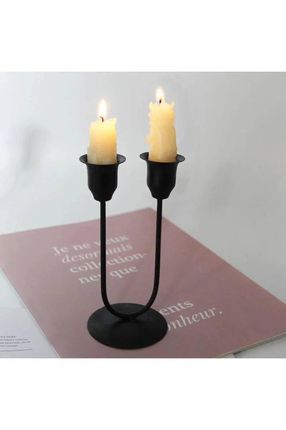 U-shaped candle holder