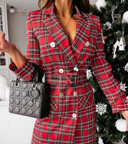 Sylis plaid dress with double row of buttons and belt