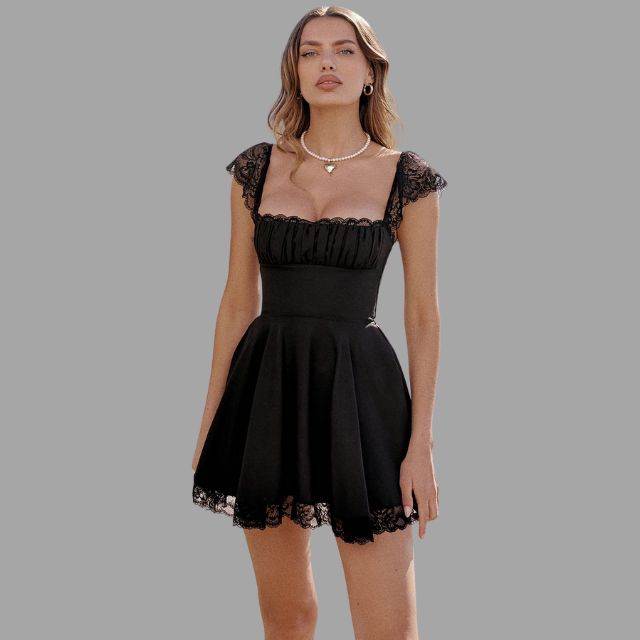 Sylis | Dress with lace appliques and flowy skirt