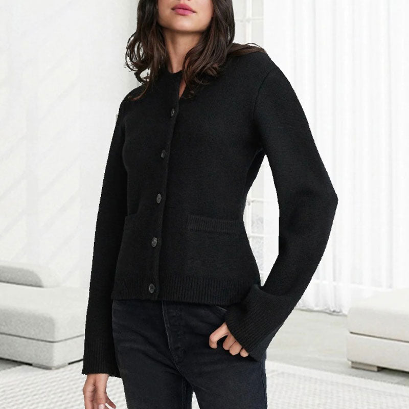 Sylis | Classic Buttoned Cardigan