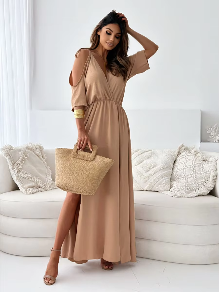 Sylis - Elegant Attractive Dress With V-neckline And Side Slit