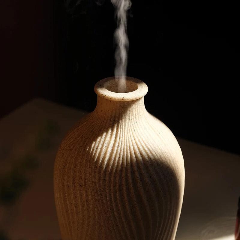 VaseMist – Ultrasonic Aroma Diffuser in Modern Vase Design (Resin)