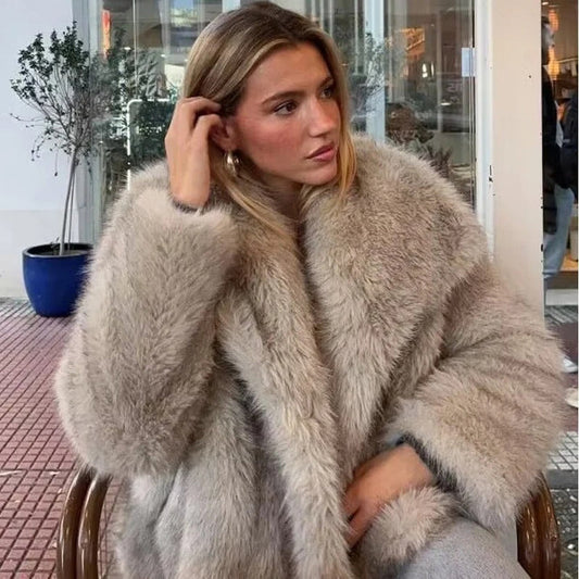 Sylis | Warm faux fur coat for women