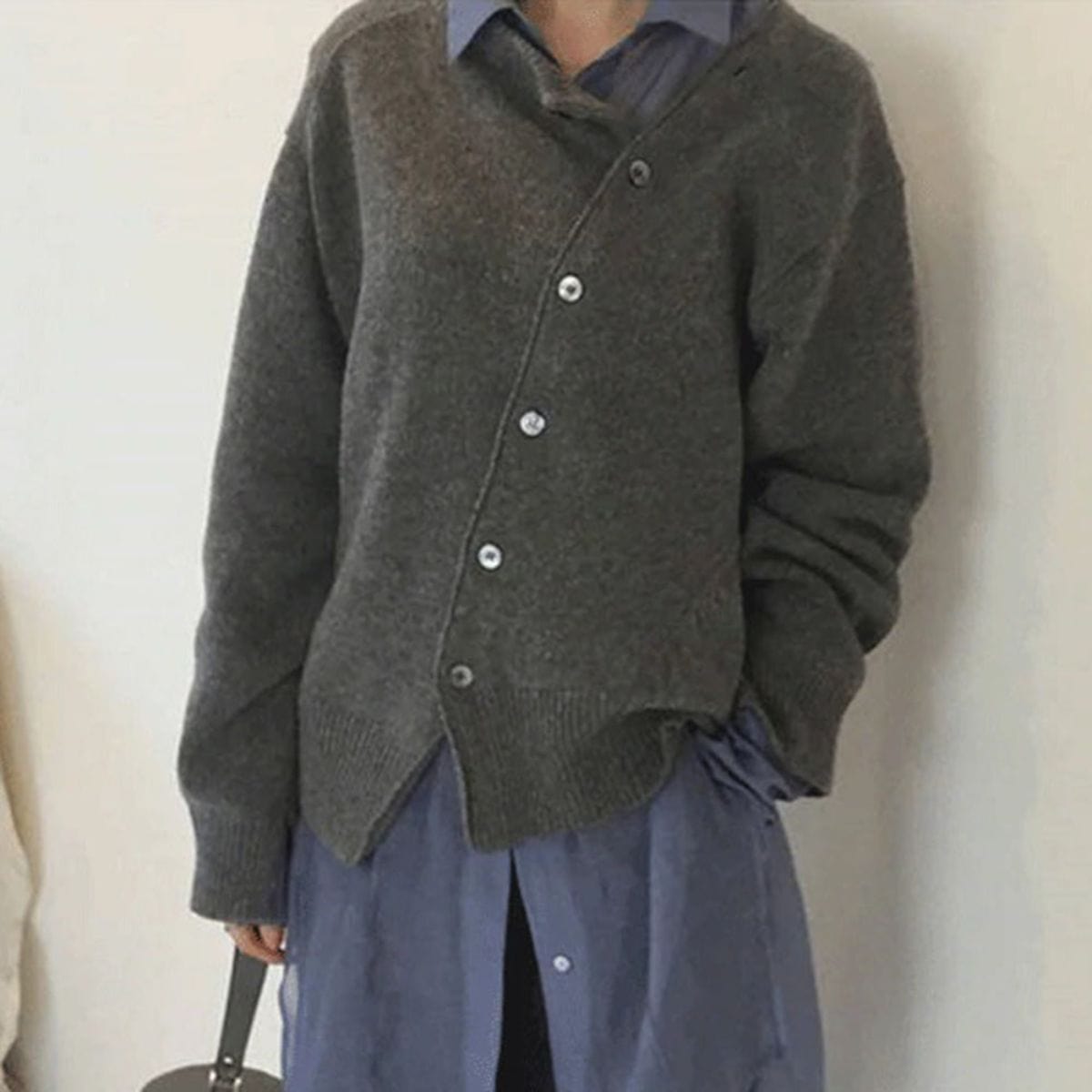 Sylis - Comfortable cashmere jacket with button details