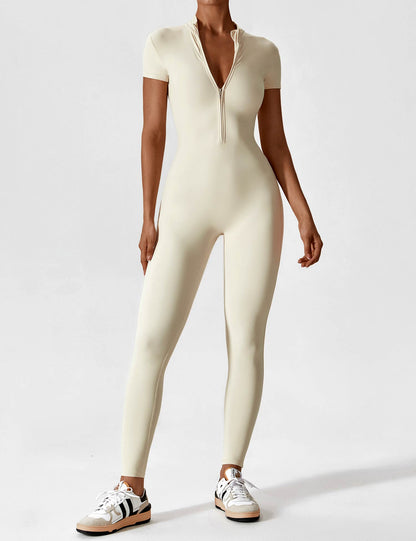 Sylis-Mode - Stylish autumn jumpsuit with stand-up collar and zipper for women